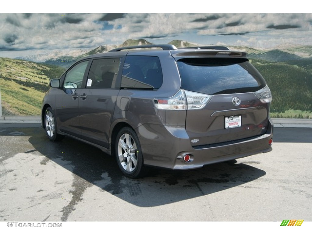 2012 Sienna SE - Predawn Gray Mica / Dark Charcoal photo #3