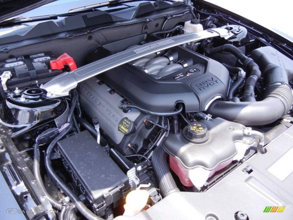 2013 Ford Mustang GT Premium Coupe 5.0 Liter DOHC 32-Valve Ti-VCT V8 Engine Photo #67588267