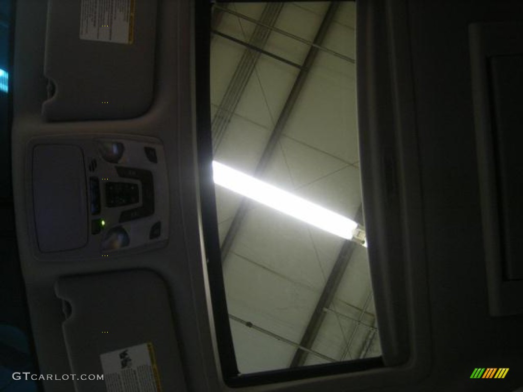 2012 Sienna Limited AWD - Super White / Light Gray photo #10