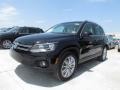 Deep Black Metallic - Tiguan SE Photo No. 1