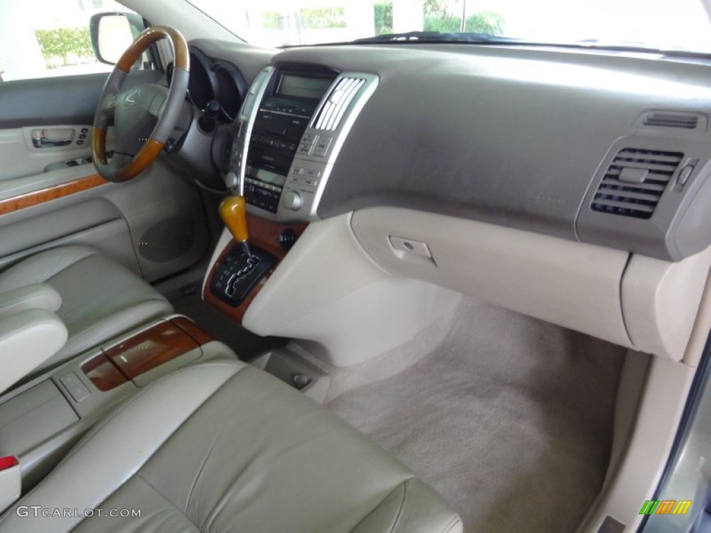 2004 RX 330 - Bamboo Pearl / Ivory photo #16