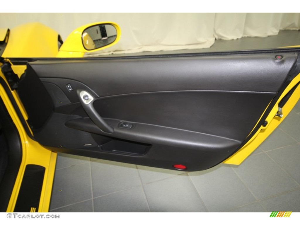 2007 Chevrolet Corvette Z06 Ebony Door Panel Photo #67595641