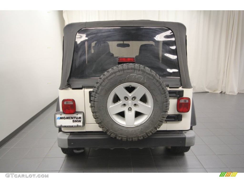 2004 Wrangler Rubicon 4x4 - Stone White / Dark Slate Gray photo #13