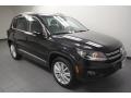 Deep Black Metallic - Tiguan SE Photo No. 8