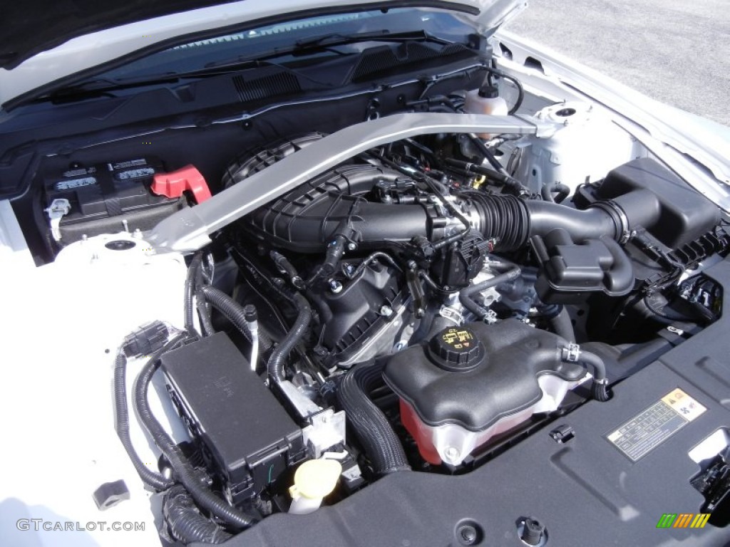 2013 Mustang V6 Premium Coupe - Performance White / Charcoal Black photo #11