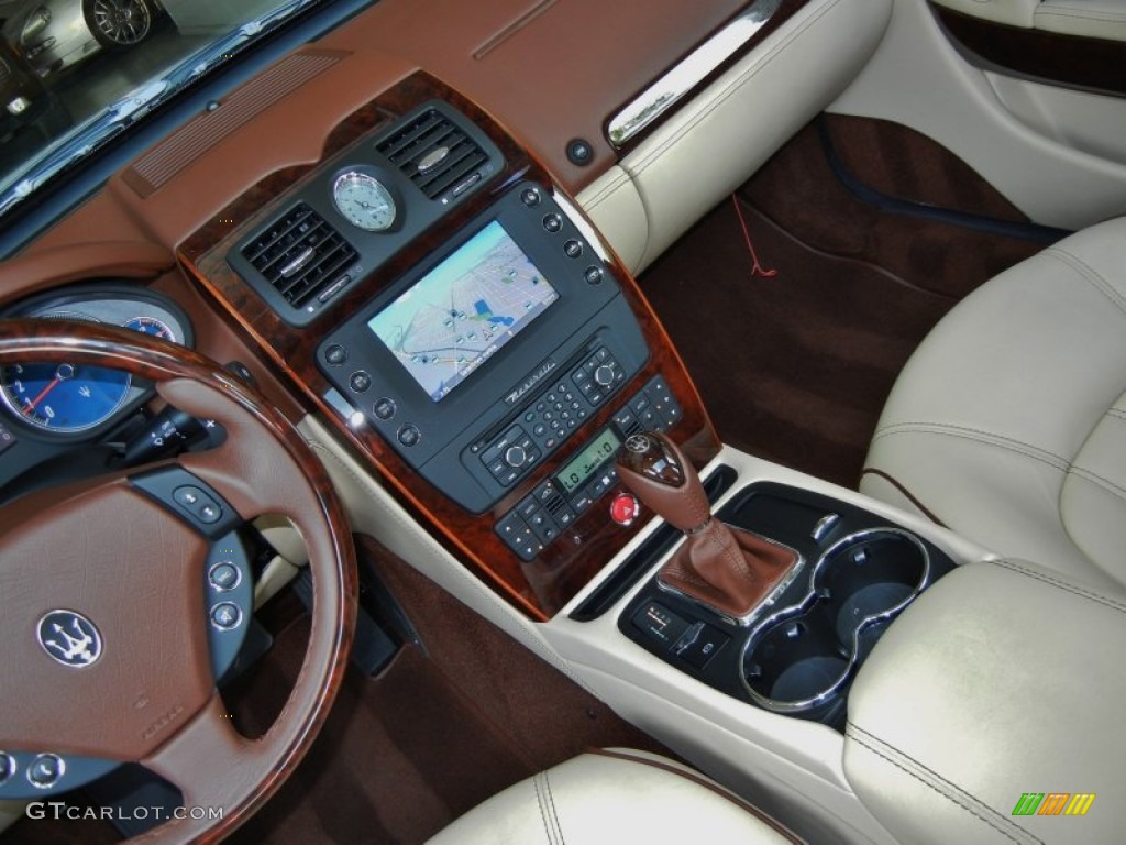 2011 Maserati Quattroporte S Controls Photo #67599111