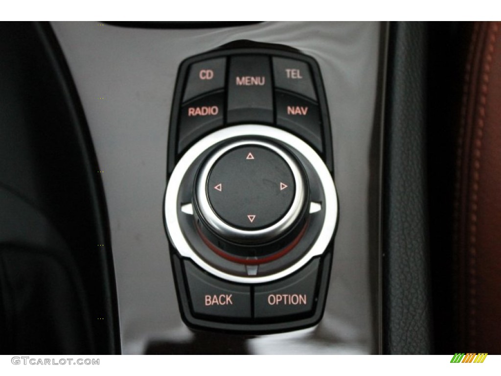 2009 BMW 3 Series 335i Sedan Controls Photo #67600881