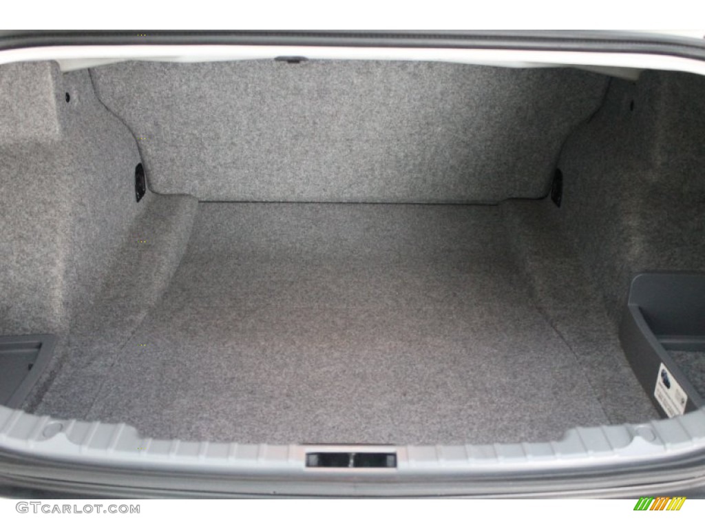2009 BMW 3 Series 335i Sedan Trunk Photo #67600956