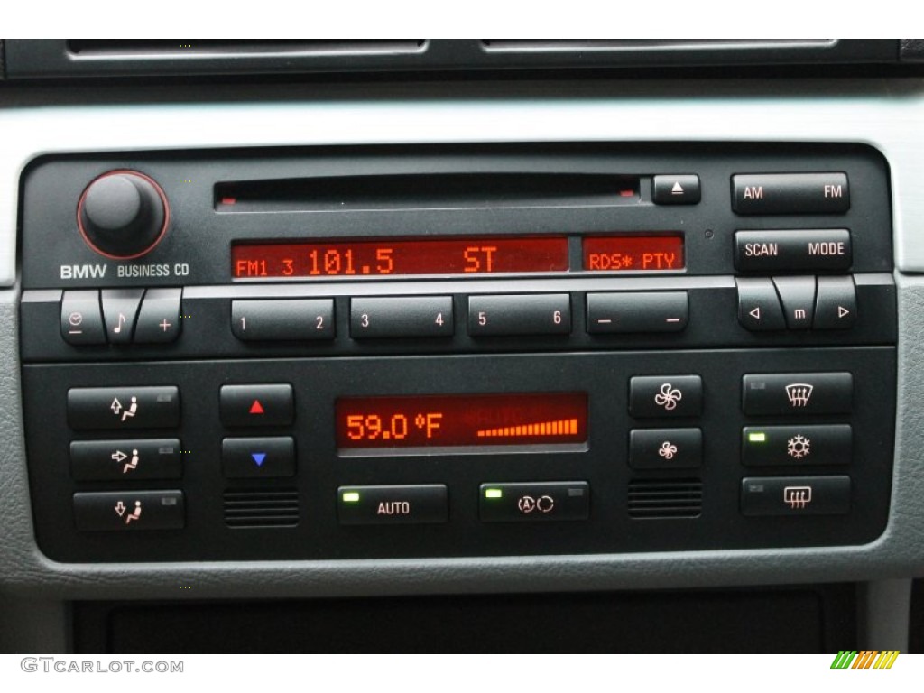 2005 BMW M3 Coupe Audio System Photos