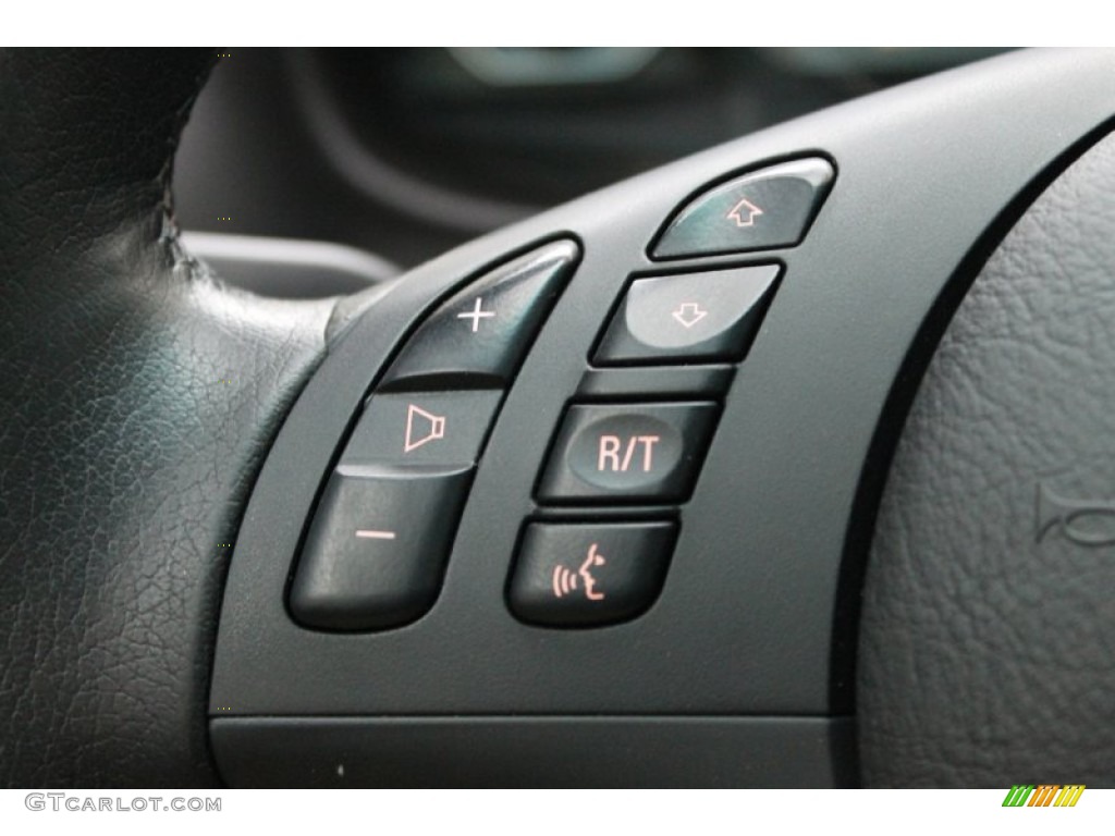 2005 BMW M3 Coupe Controls Photo #67601583