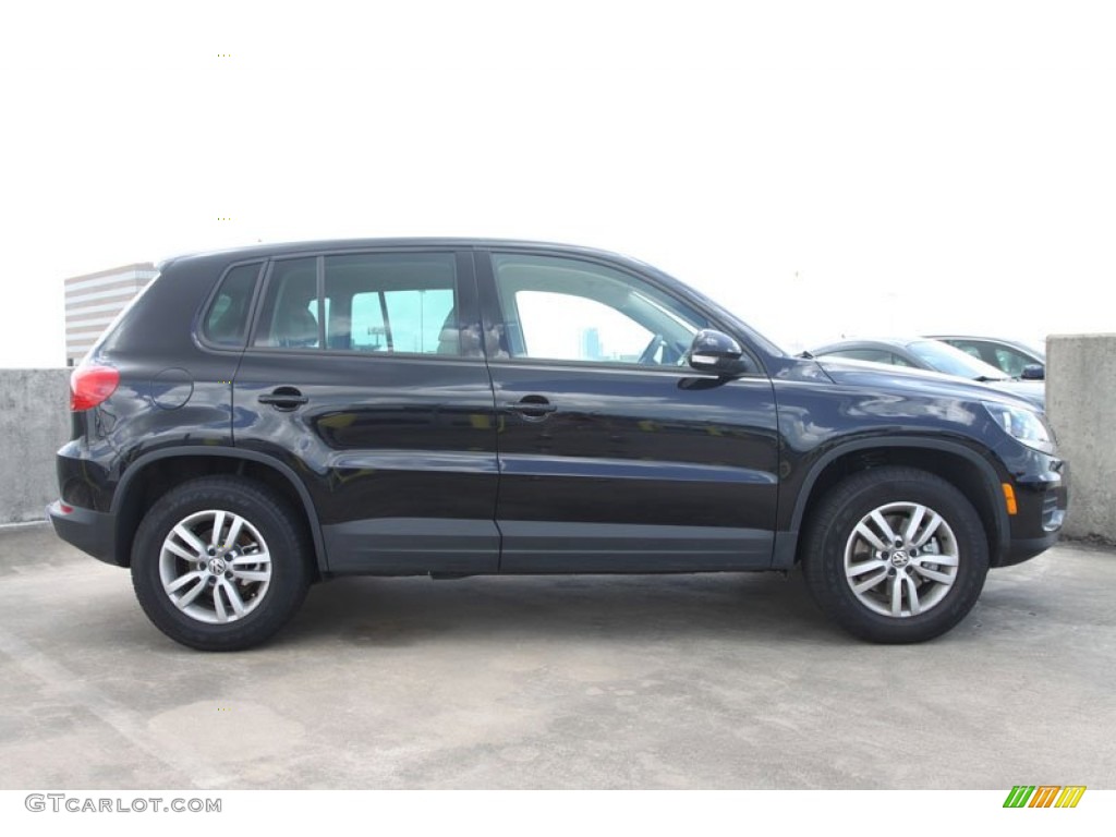 2012 Tiguan LE - Deep Black Metallic / Beige photo #8