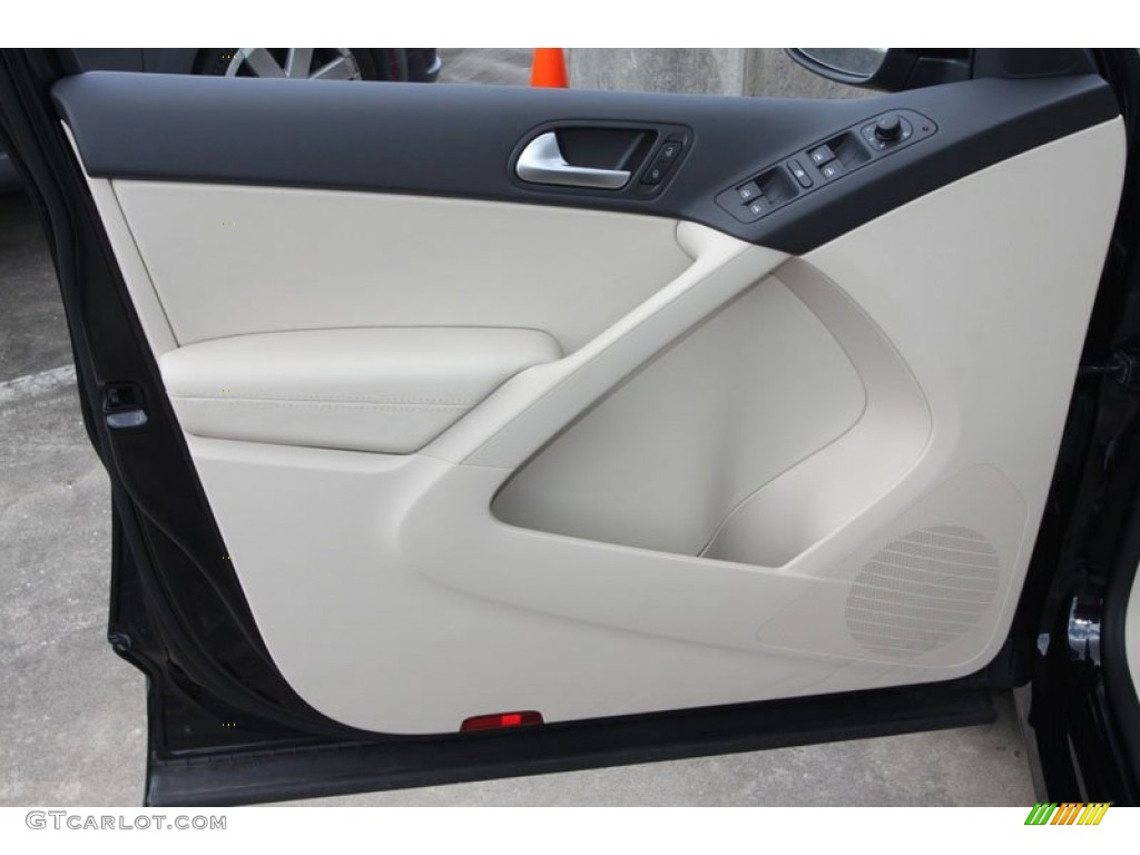 2012 Tiguan LE - Deep Black Metallic / Beige photo #9