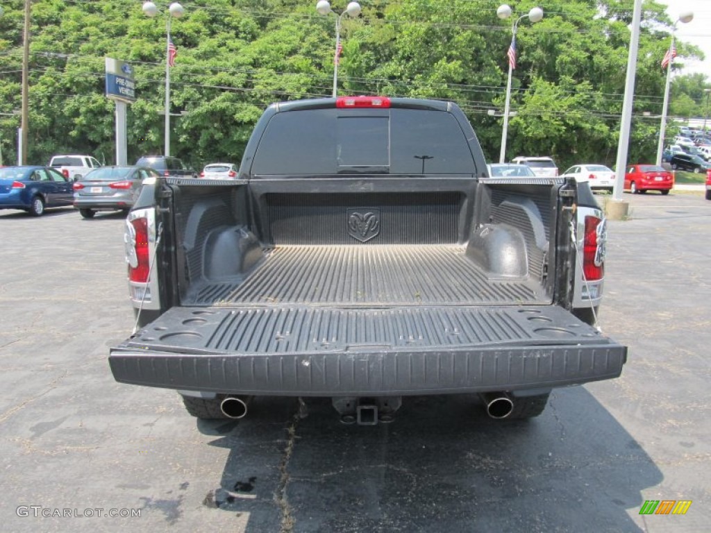 2006 Ram 1500 SLT Quad Cab 4x4 - Brilliant Black Crystal Pearl / Khaki Beige photo #5