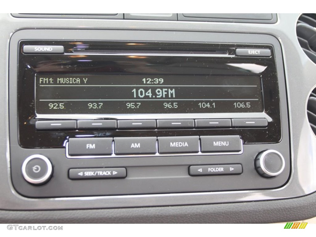 2012 Tiguan LE - Deep Black Metallic / Beige photo #16