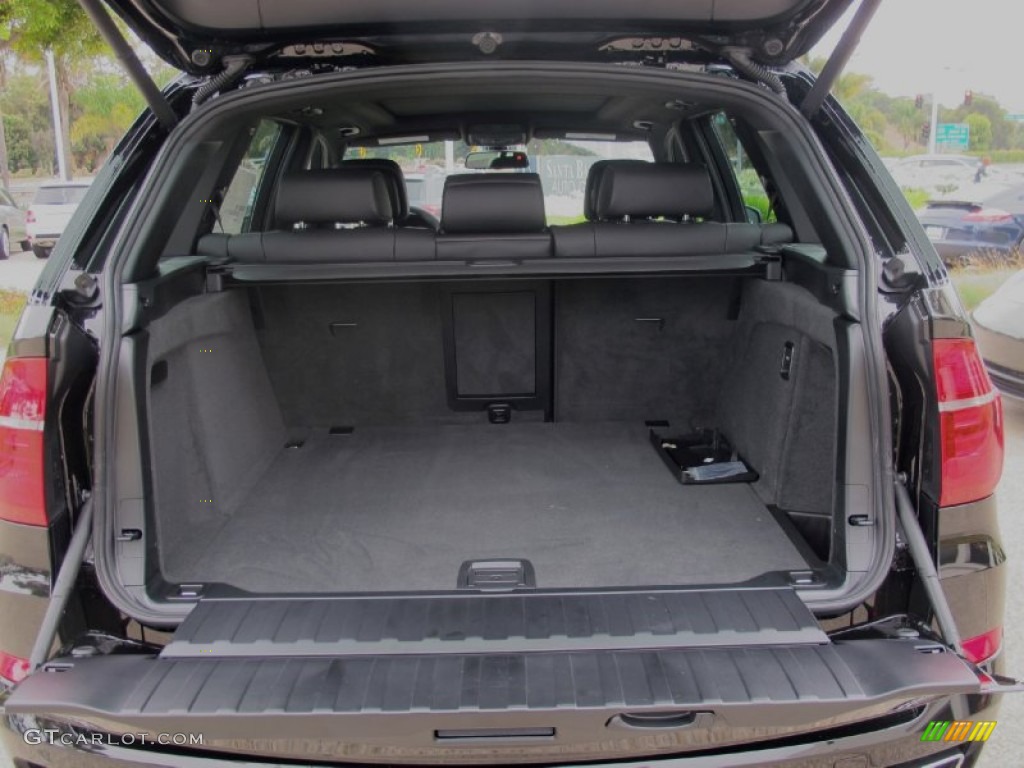 2013 BMW X5 xDrive 50i Trunk Photo #67607121