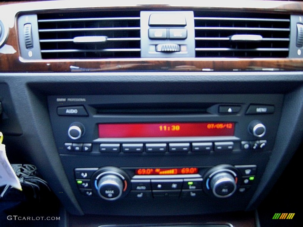 2010 3 Series 328i Sedan - Space Gray Metallic / Black photo #15