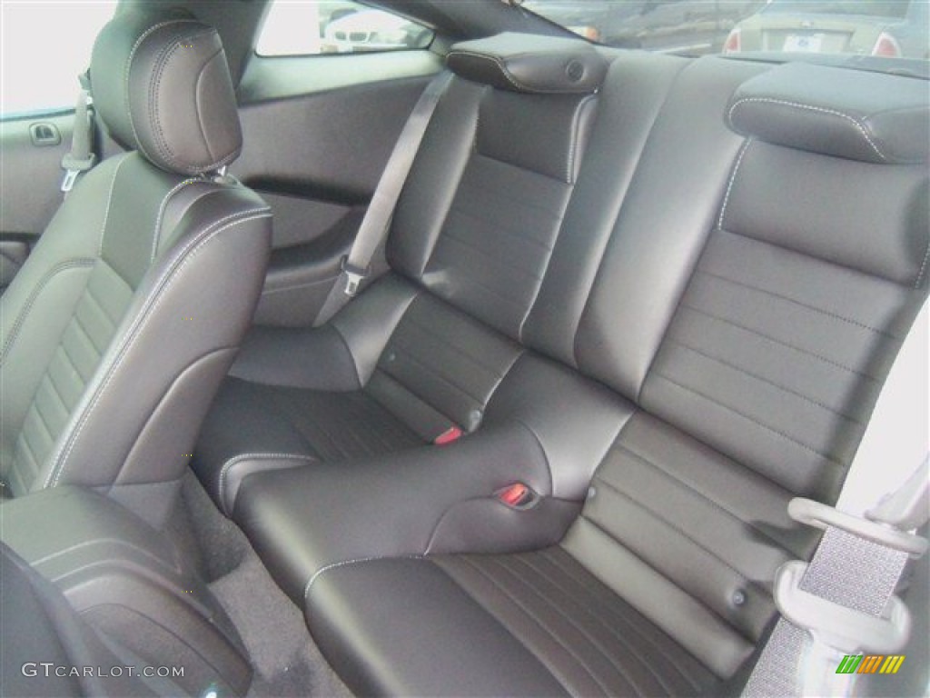 Charcoal Black Interior 2013 Ford Mustang GT Premium Coupe Photo #67607952