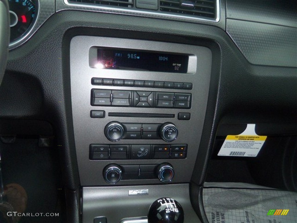 2013 Ford Mustang Boss 302 Controls Photo #67608680