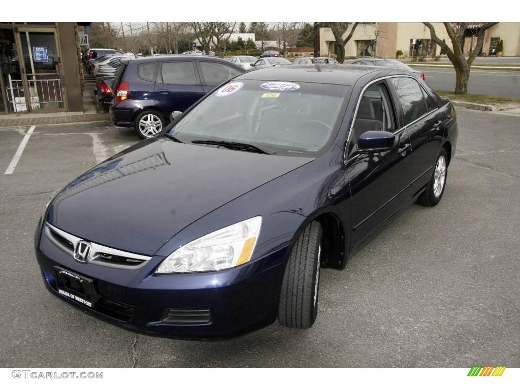 2006 Accord SE Sedan - Royal Blue Pearl / Gray photo #1
