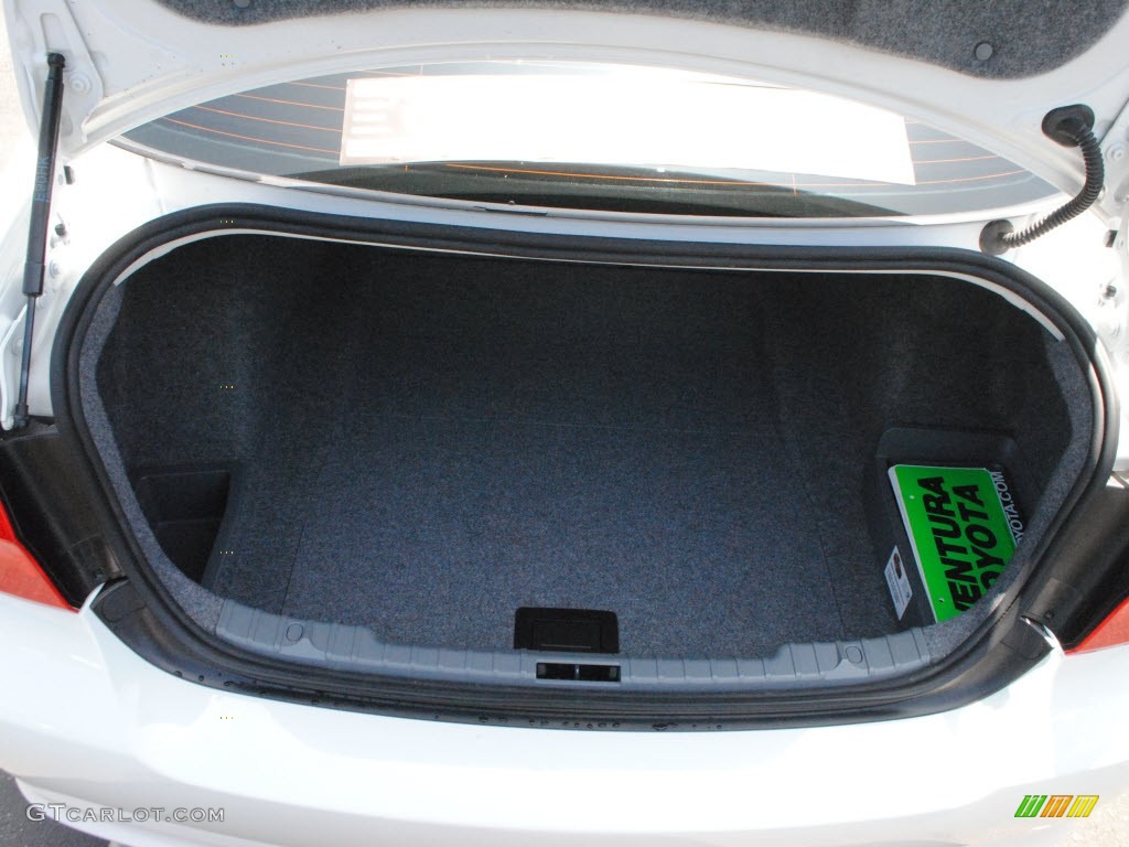 2011 BMW 3 Series 328i Sedan Trunk Photo #67613466