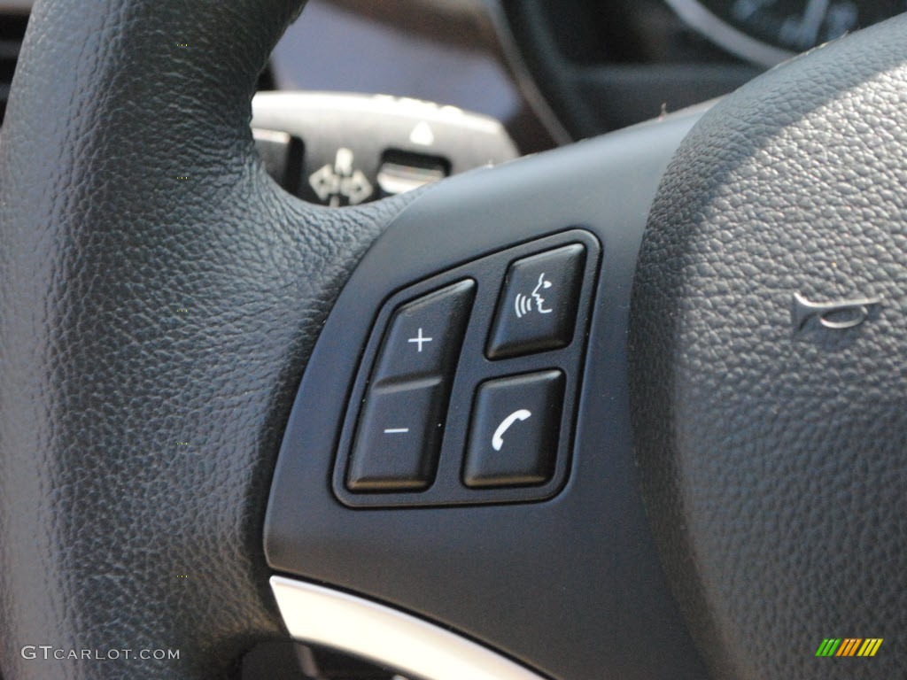 2011 BMW 3 Series 328i Sedan Controls Photo #67613562