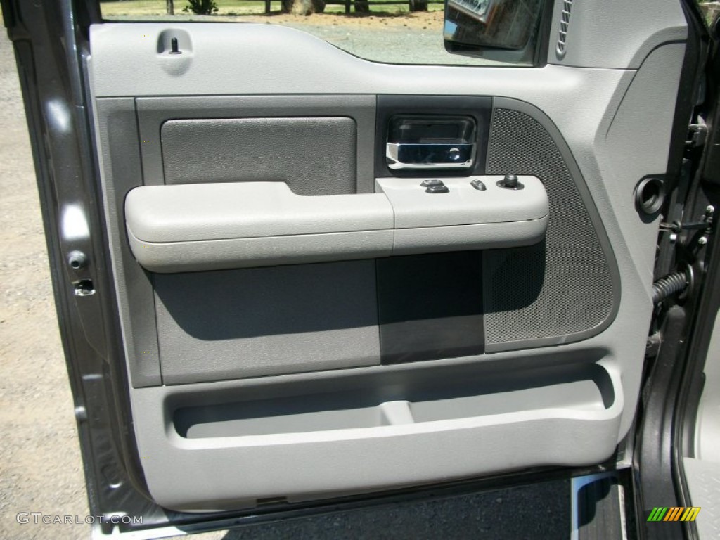 2004 F150 XLT Regular Cab - Dark Shadow Grey Metallic / Medium/Dark Flint photo #18