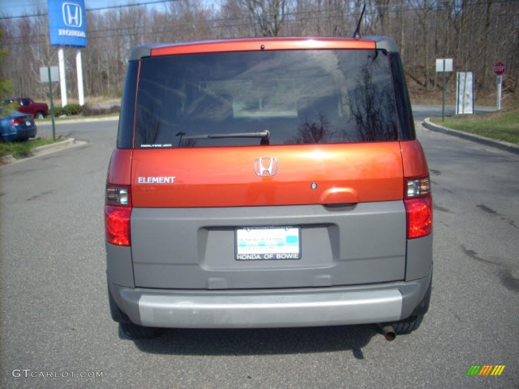 2005 Element LX AWD - Sunset Orange Pearl / Black/Gray photo #4