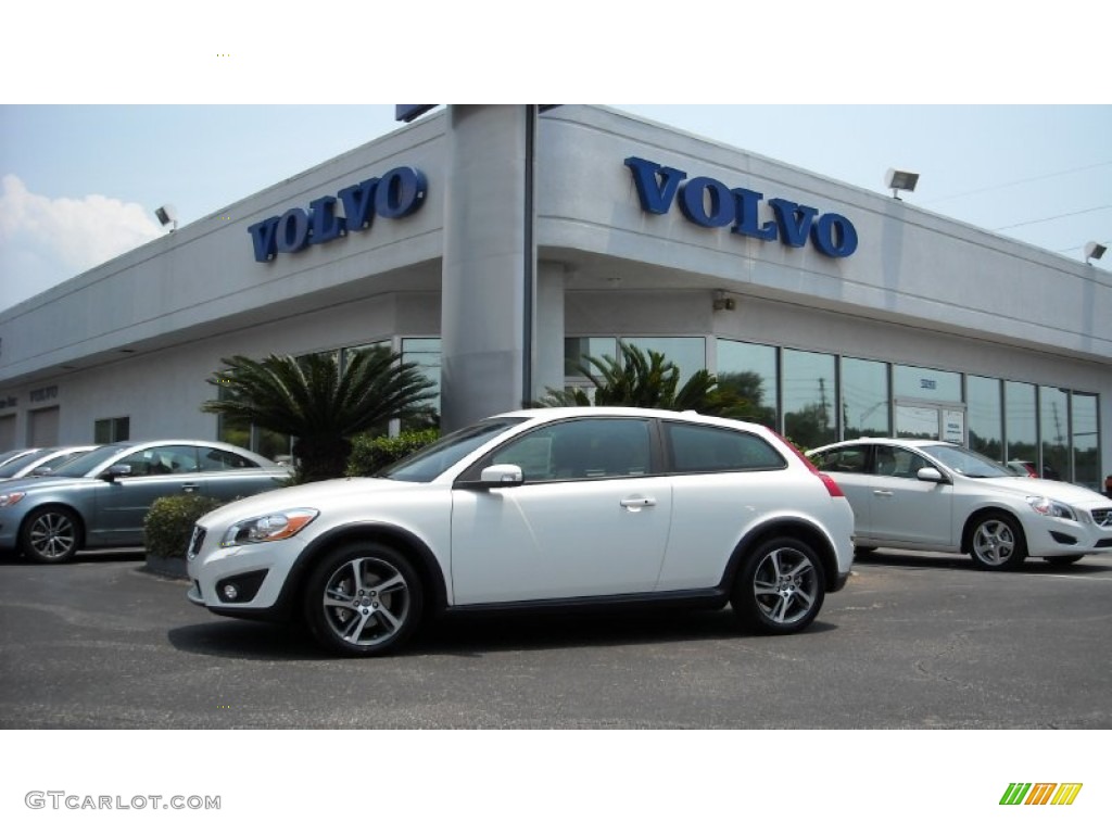 2013 C30 T5 - Ice White / Off Black/Blonde photo #1