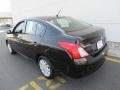 Super Black - Versa 1.6 S Sedan Photo No. 5