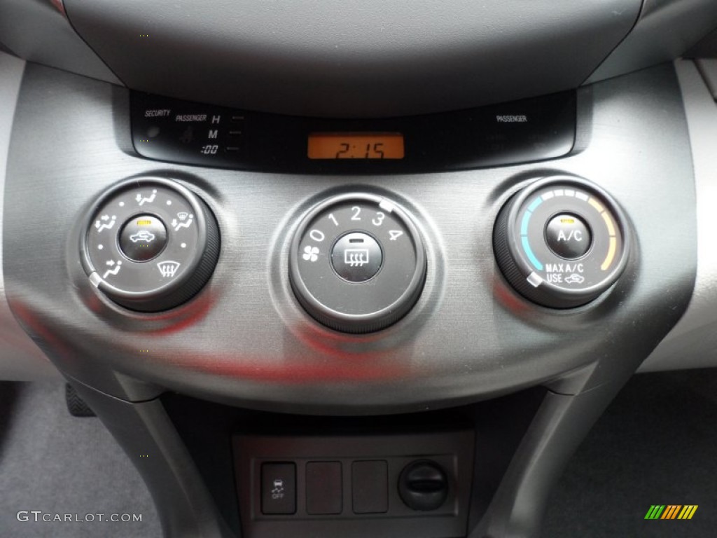 2012 Toyota RAV4 V6 Controls Photo #67619325