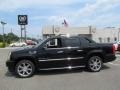 Black Raven - Escalade EXT Luxury AWD Photo No. 4