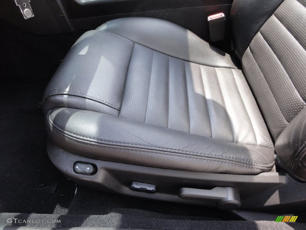 2009 Mustang GT Premium Convertible - Torch Red / Dark Charcoal photo #17