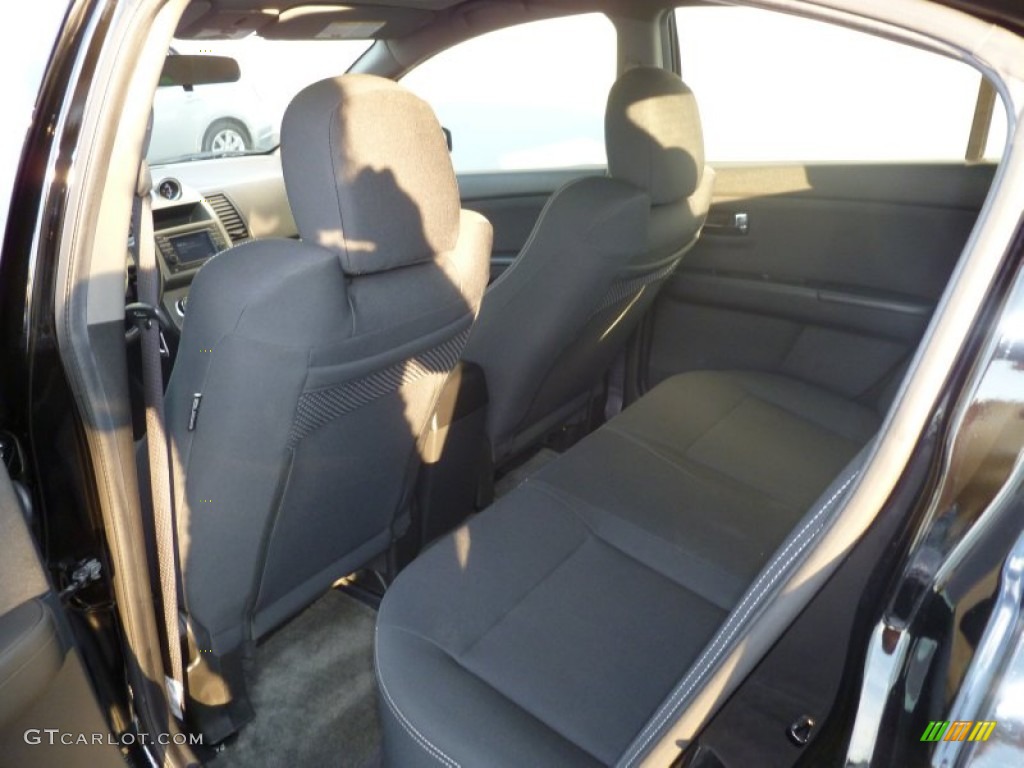 2010 Nissan Sentra SE-R Spec V Interior Color Photos
