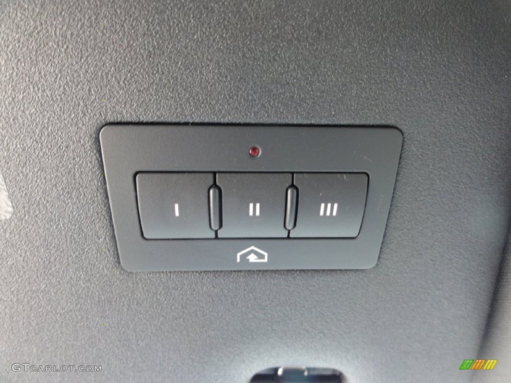2006 Audi S4 4.2 quattro Sedan Controls Photo #67622010
