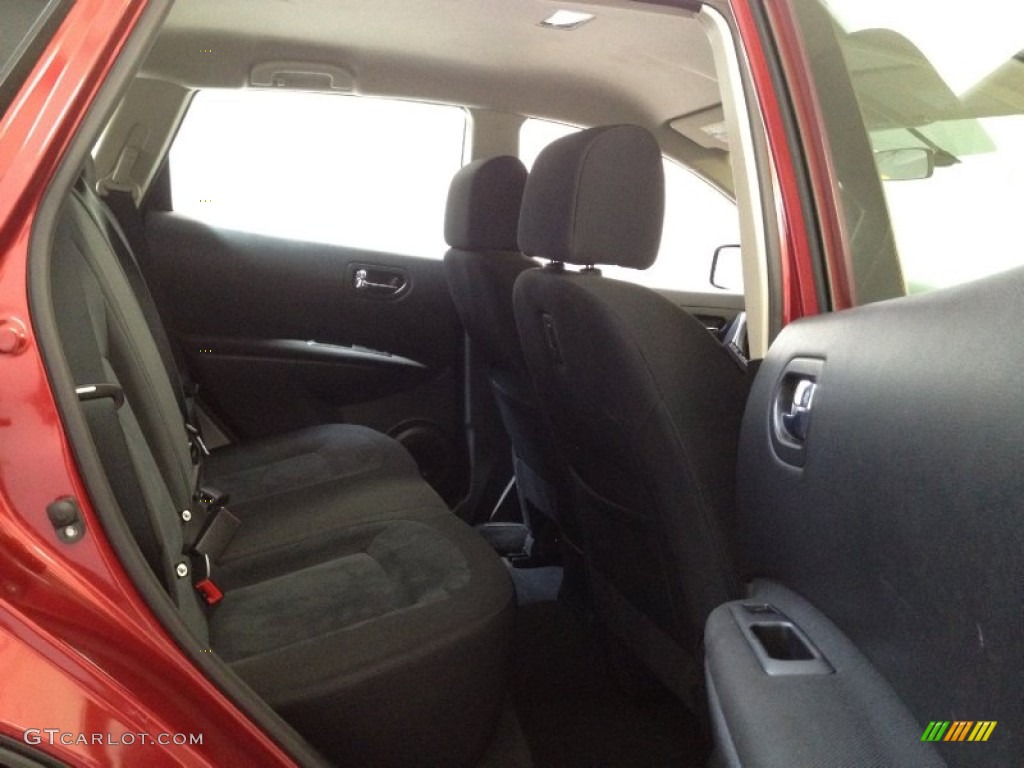 2011 Rogue S - Cayenne Red / Black photo #8