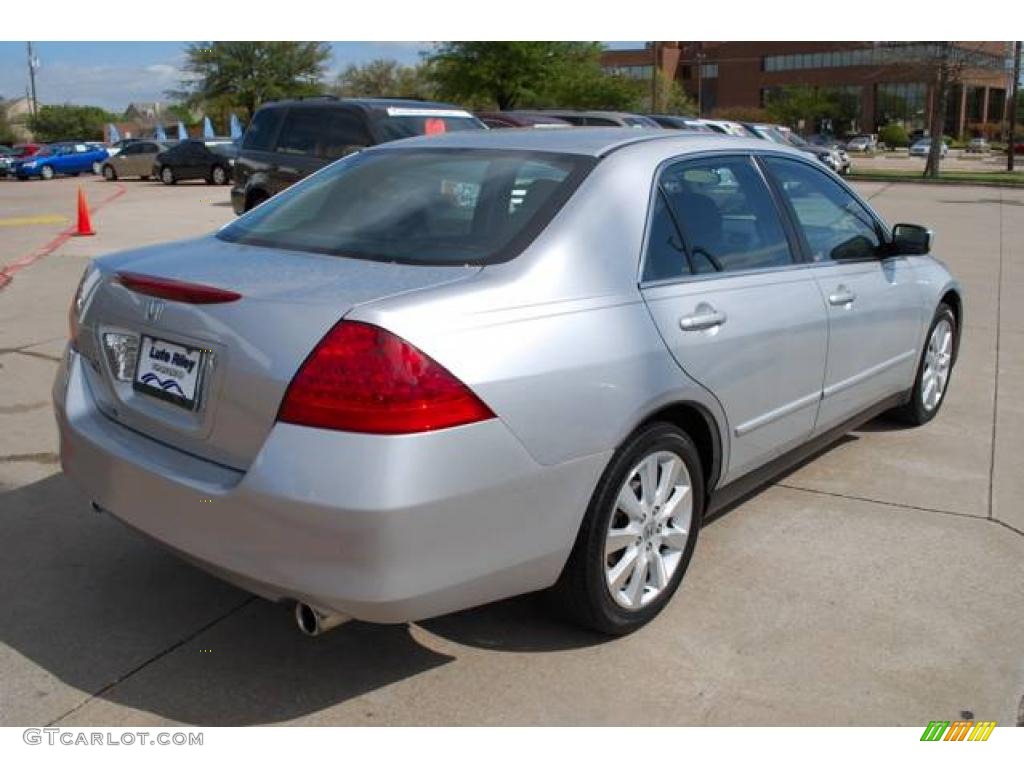 2007 Accord SE V6 Sedan - Alabaster Silver Metallic / Black photo #7