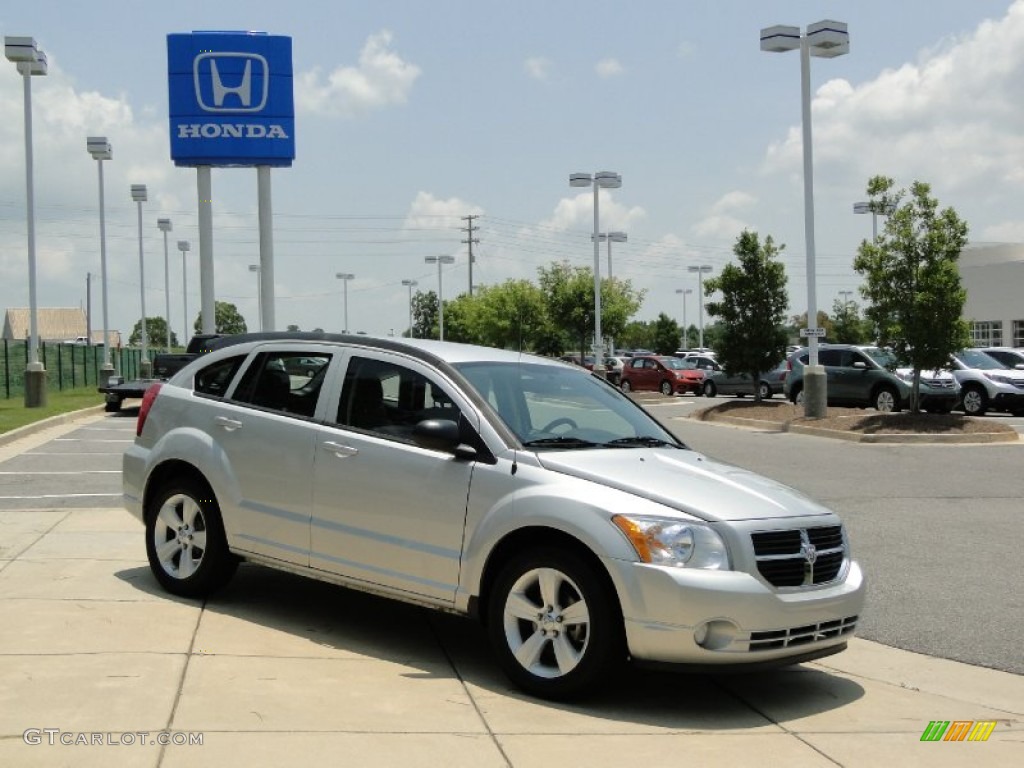 2011 Caliber Mainstreet - Bright Silver Metallic / Dark Slate/Medium Graystone photo #3