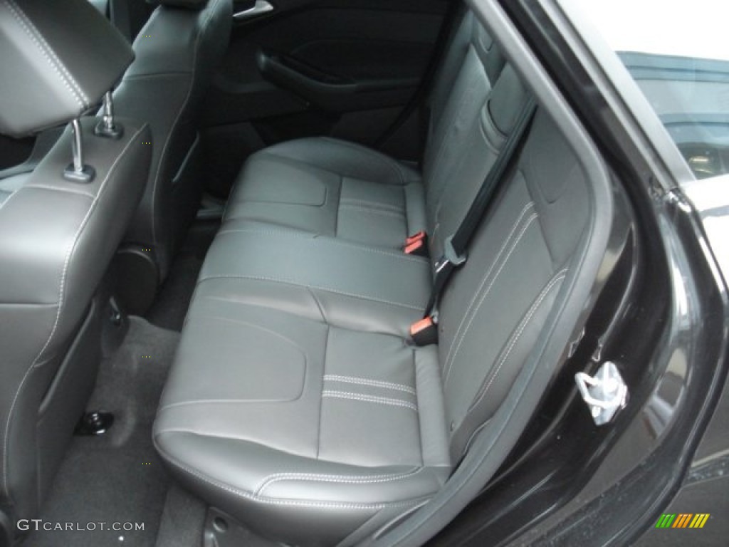 Charcoal Black Leather Interior 2012 Ford Focus Titanium 5-Door Photo #67629429