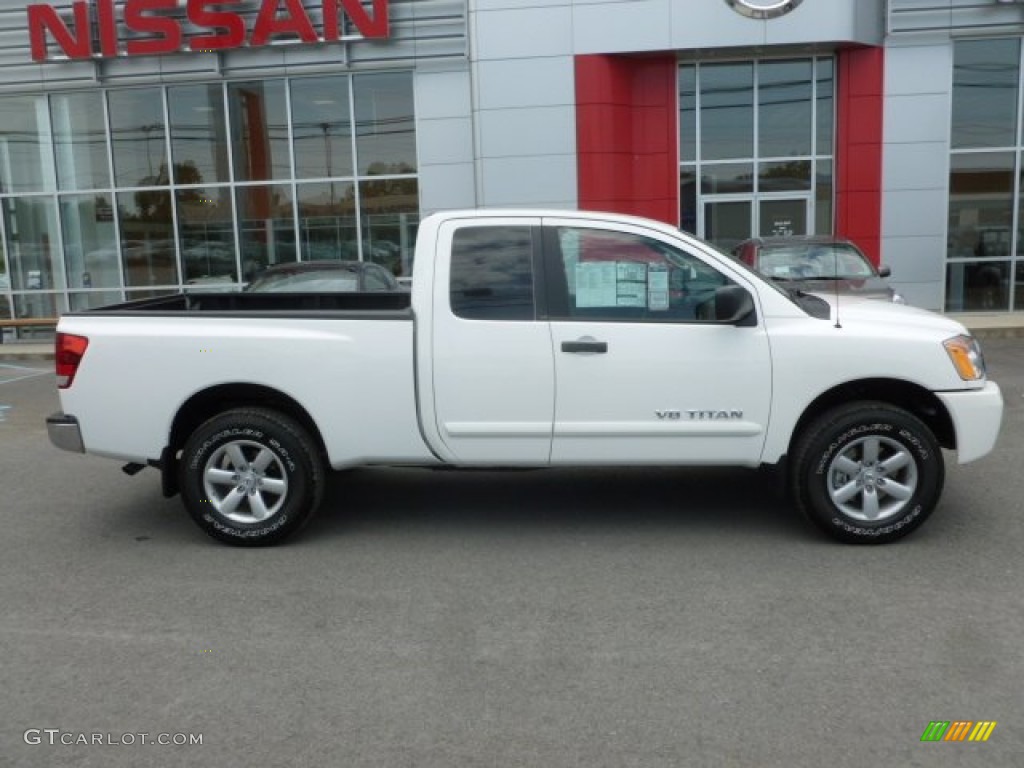 2012 Titan SV King Cab 4x4 - Blizzard White / Charcoal photo #8