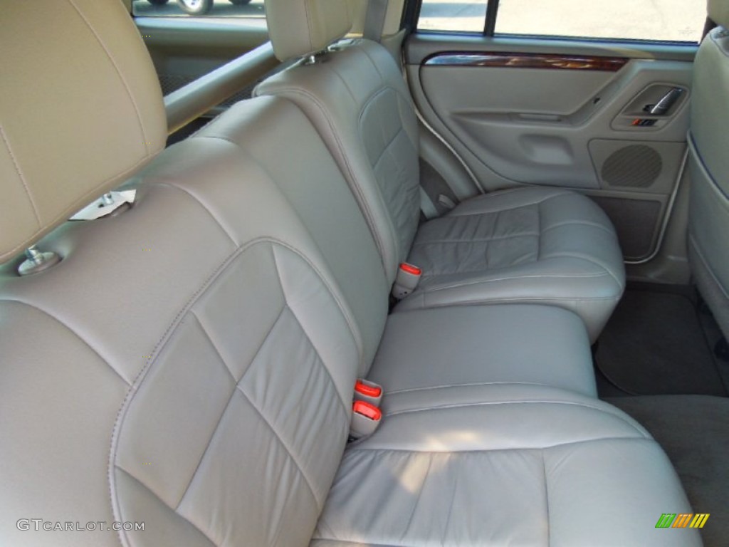 Taupe Interior 2003 Jeep Grand Cherokee Limited Photo #67634190