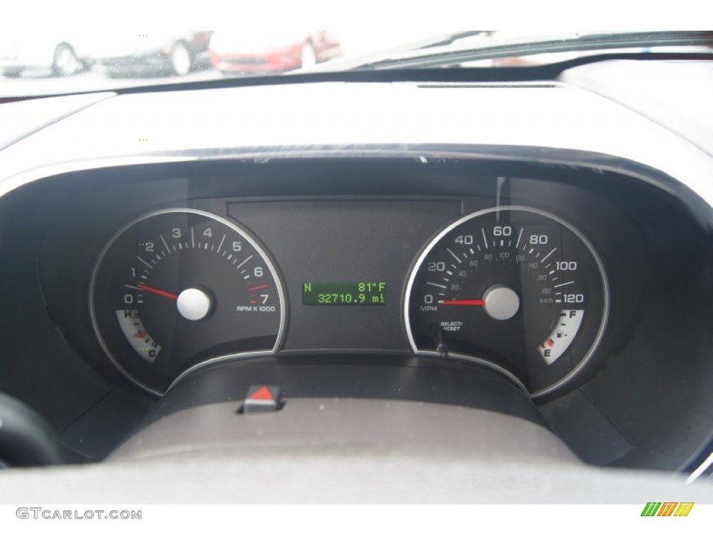 2009 Ford Explorer XLT Gauges Photos