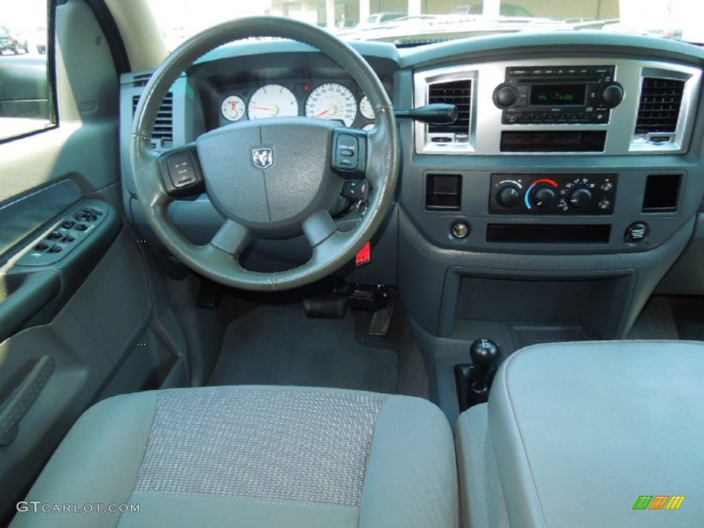 2007 Dodge Ram 3500 SLT Quad Cab 4x4 Medium Slate Gray Dashboard Photo #67634735