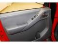 Red Alert - Frontier SE Crew Cab Photo No. 9