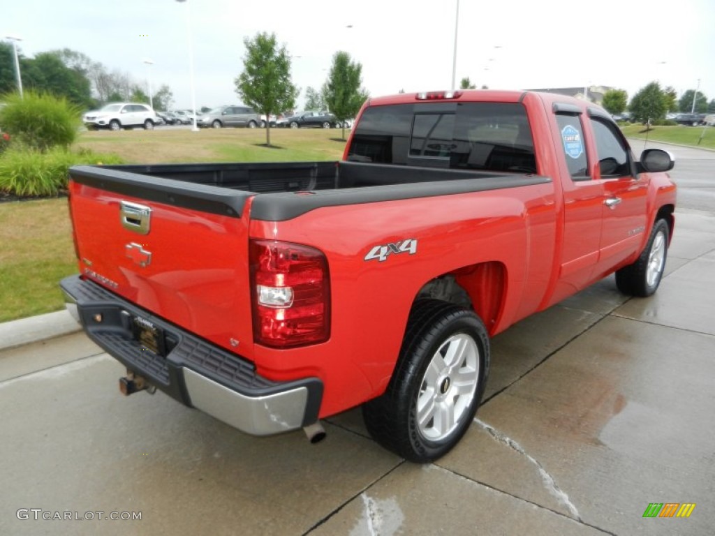 2008 Silverado 1500 LT Extended Cab 4x4 - Victory Red / Ebony photo #3