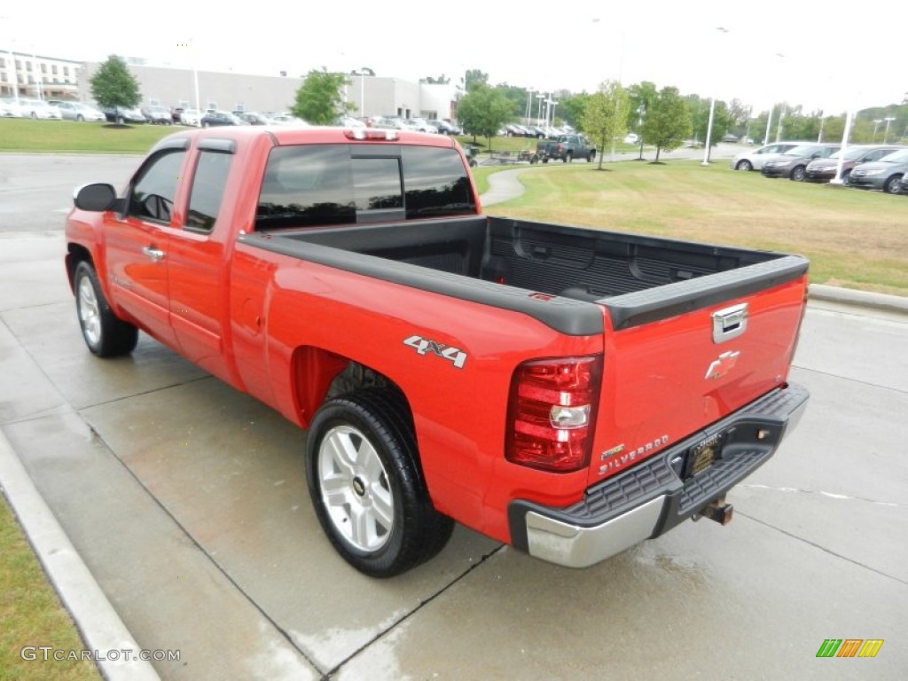 2008 Silverado 1500 LT Extended Cab 4x4 - Victory Red / Ebony photo #5