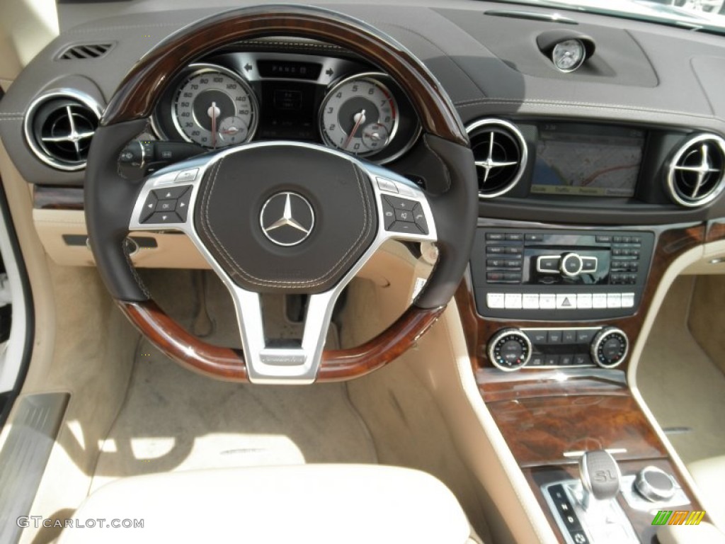 2013 Mercedes-Benz SL 550 Roadster Beige/Brown Dashboard Photo #67636755