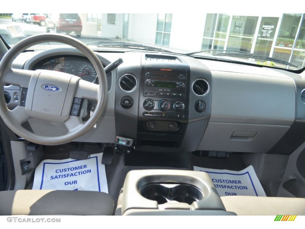 2005 F150 XLT SuperCrew - Medium Wedgewood Blue Metallic / Medium Flint Grey photo #15
