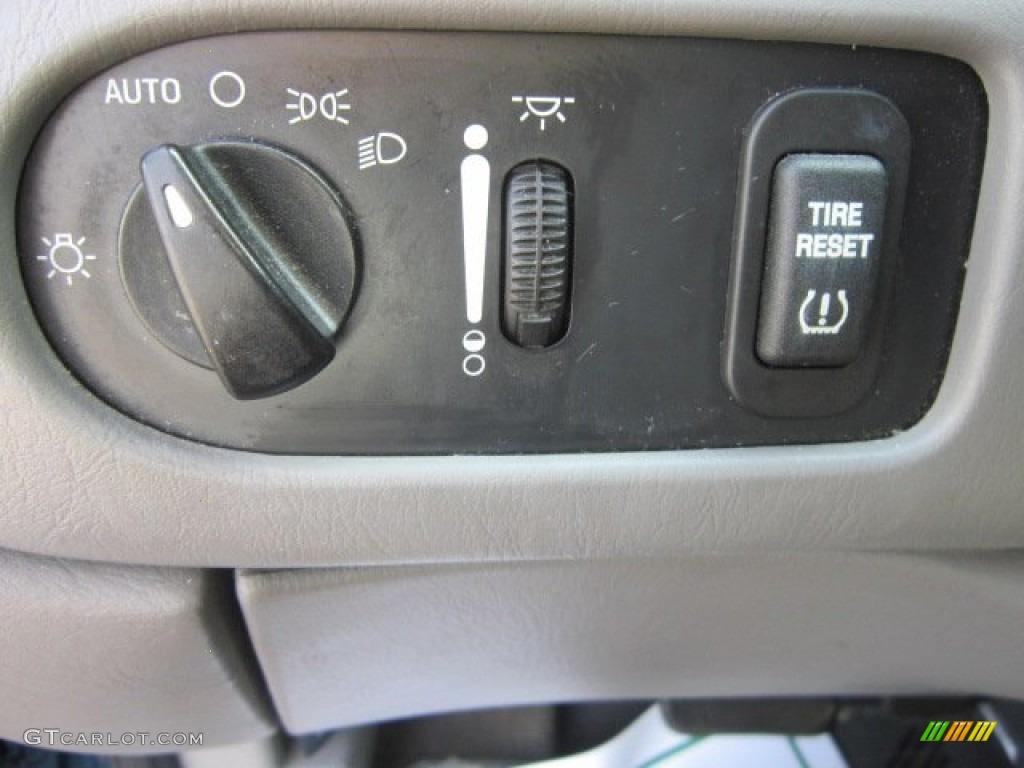2001 Ford Windstar SEL Controls Photo #67643049