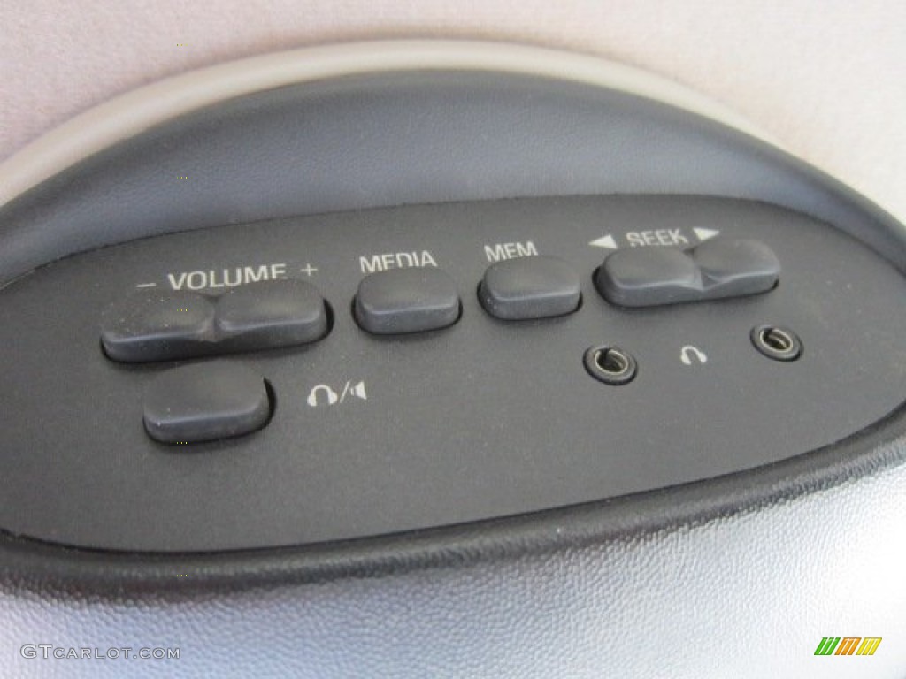 2001 Ford Windstar SEL Controls Photo #67643064