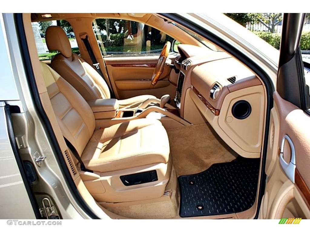 Havanna/Sand Beige Interior 2004 Porsche Cayenne Tiptronic Photo #67645882